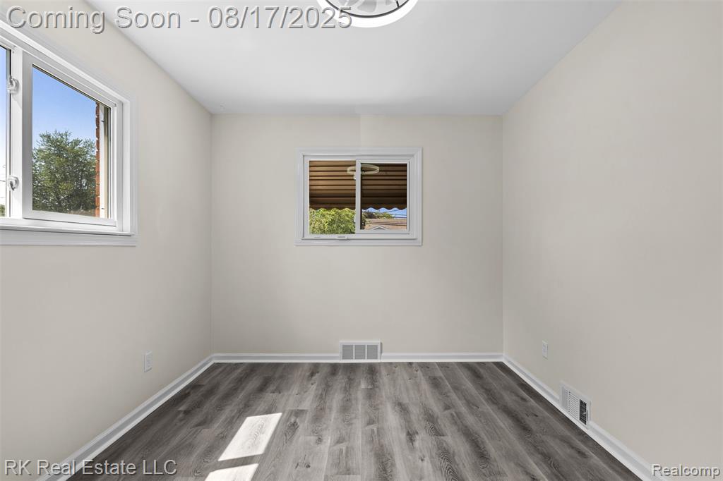 7564 Polk Street, Taylor, MI 48180 — Photo 17