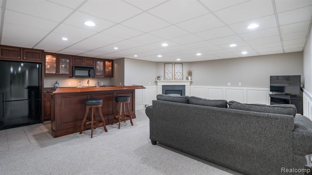 411 CHERRY TREE Lane, Rochester Hills, MI 48306 — Photo 41