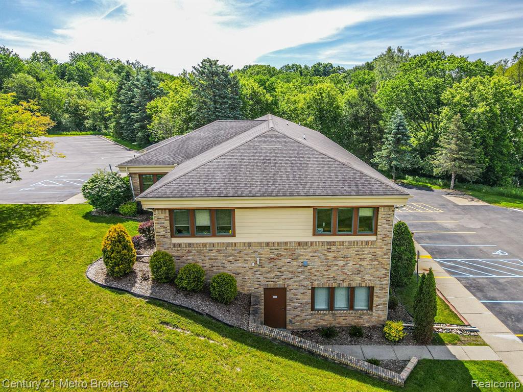 7477 S STATE Road, Goodrich Vlg, MI — Photo 3