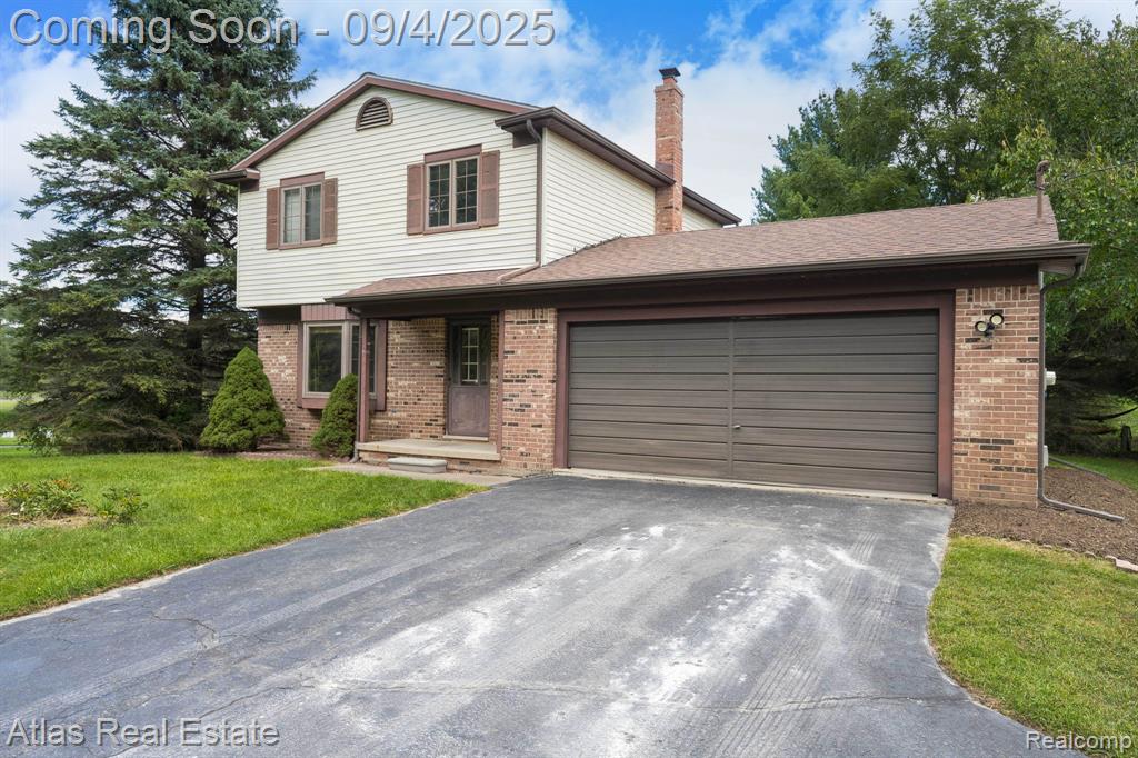 8557 Henderson Road, Goodrich Vlg, MI — Photo 3
