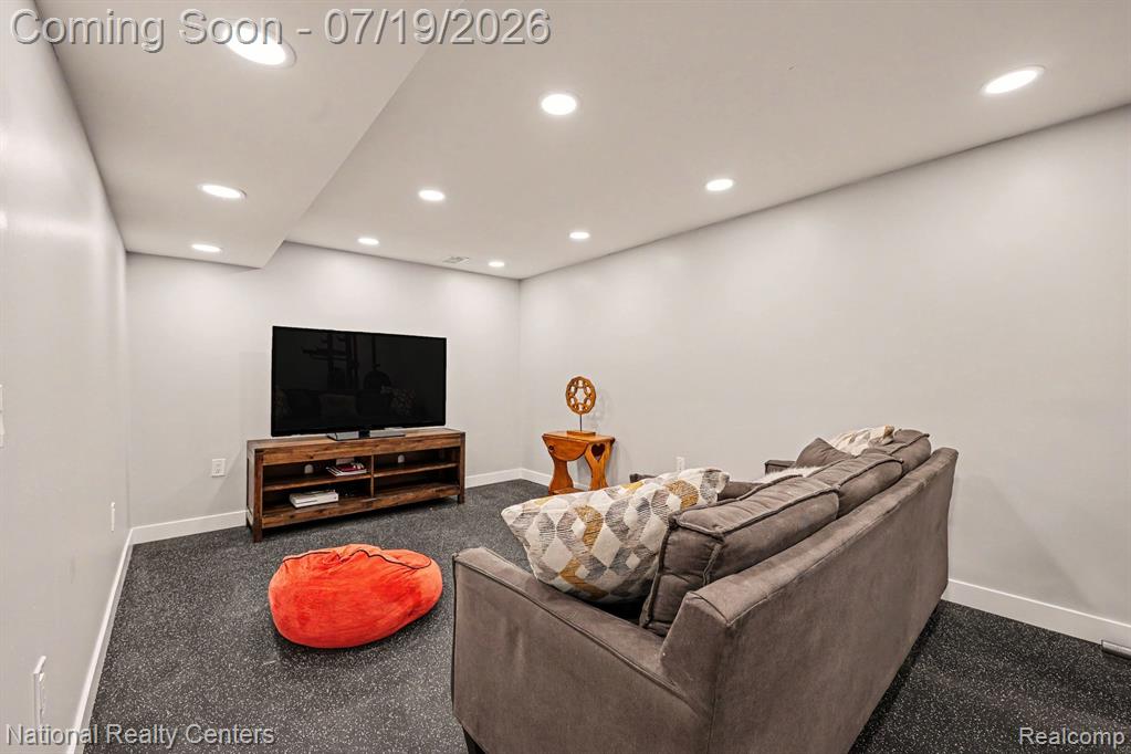 290 Larkspur Street, Ann Arbor, MI 48105 — Photo 20