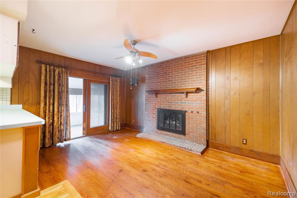 5035 Hillcrest Court, Trenton, MI 48183 — Photo 8