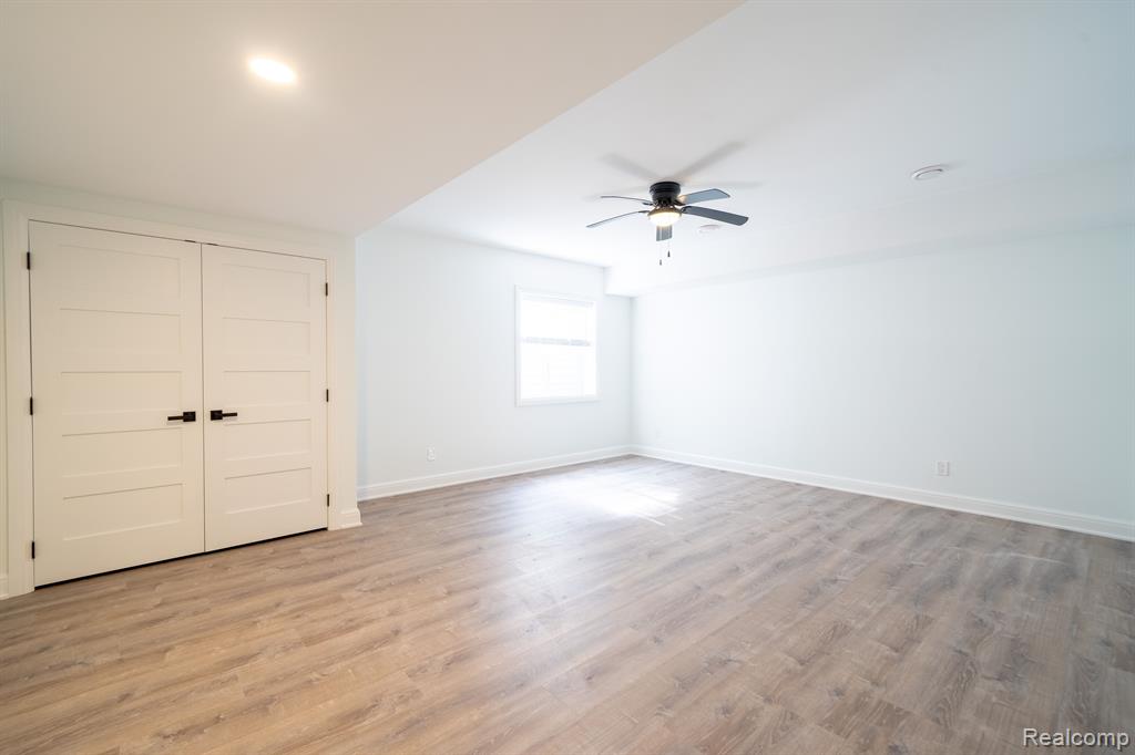 7450 PARKSTONE Lane, Bloomfield Hills, MI 48301 — Photo 62