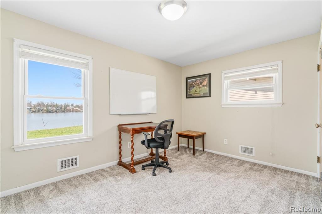 47969 Merle Court, Belleville, MI 48111 — Photo 22