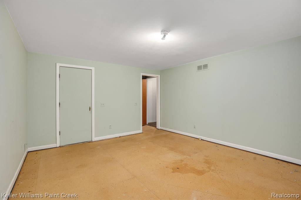 6748 LESLEE CREST Drive, West Bloomfield, MI — Photo 17