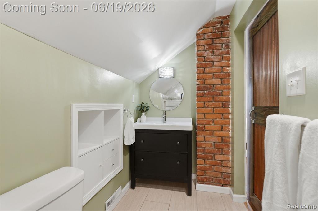 808 N Edison Avenue, Royal Oak, MI 48067 — Photo 19