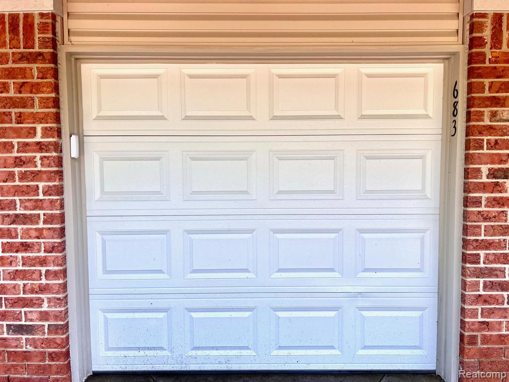 683 RIVER PARK VILLAGE Boulevard, Northville, MI 48167 — Photo 31