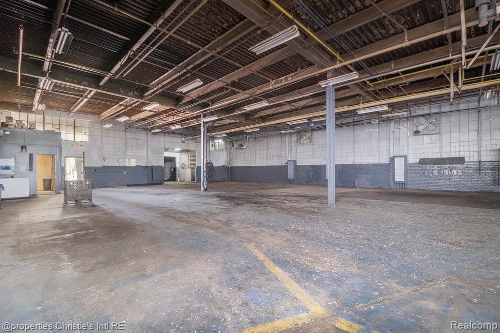 2731 JEROME Street, Detroit, MI 48212 — Photo 12