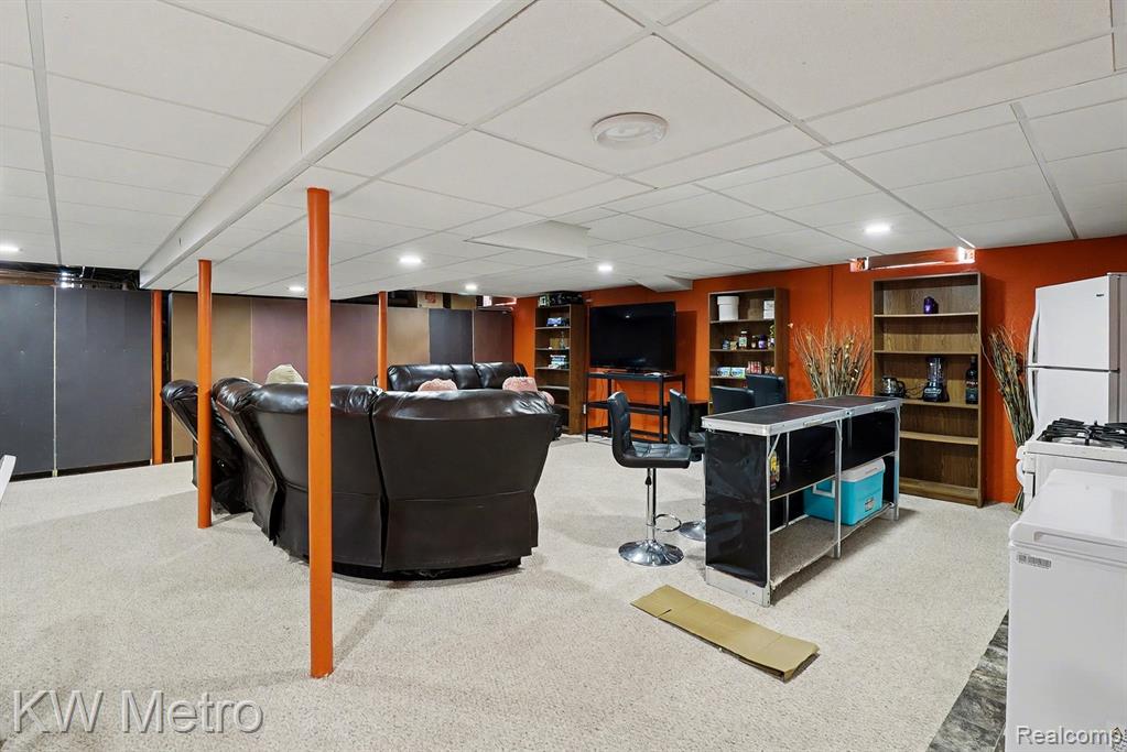 5865 Dunmore Court, West Bloomfield, MI — Photo 39
