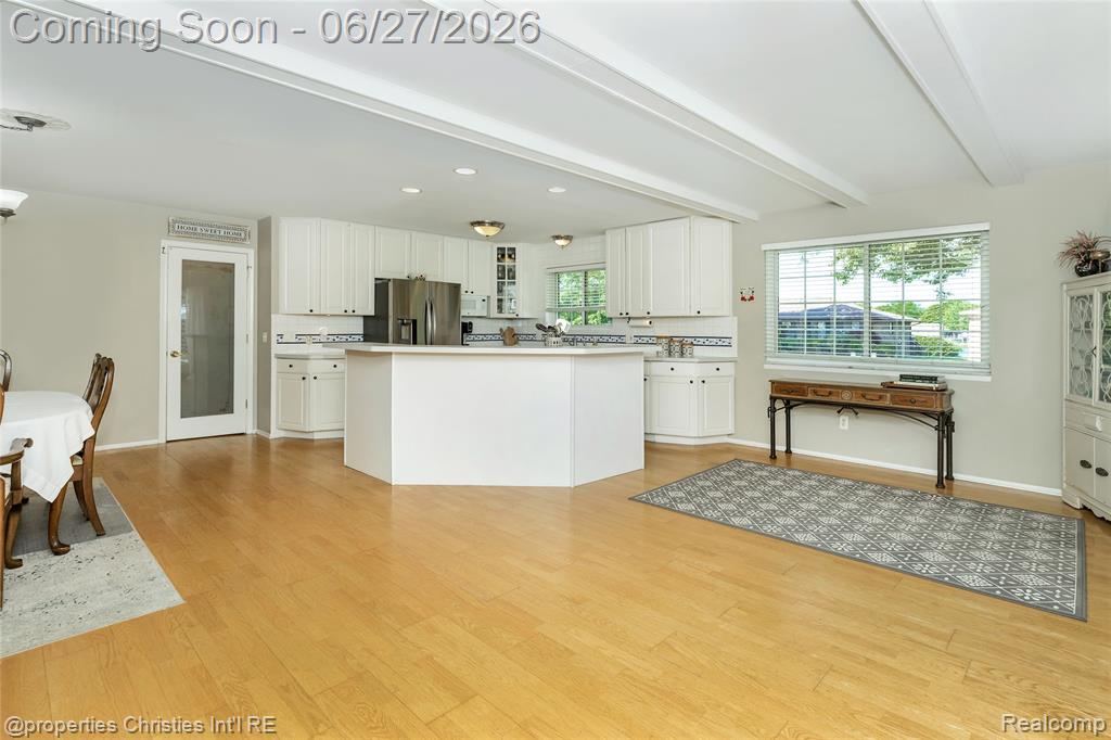 6805 Emerald Shores Drive, Troy, MI 48085 — Photo 10