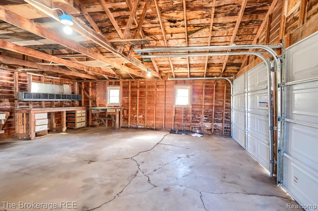 5447 Sitka Street, Burton, MI 48519 — Photo 46