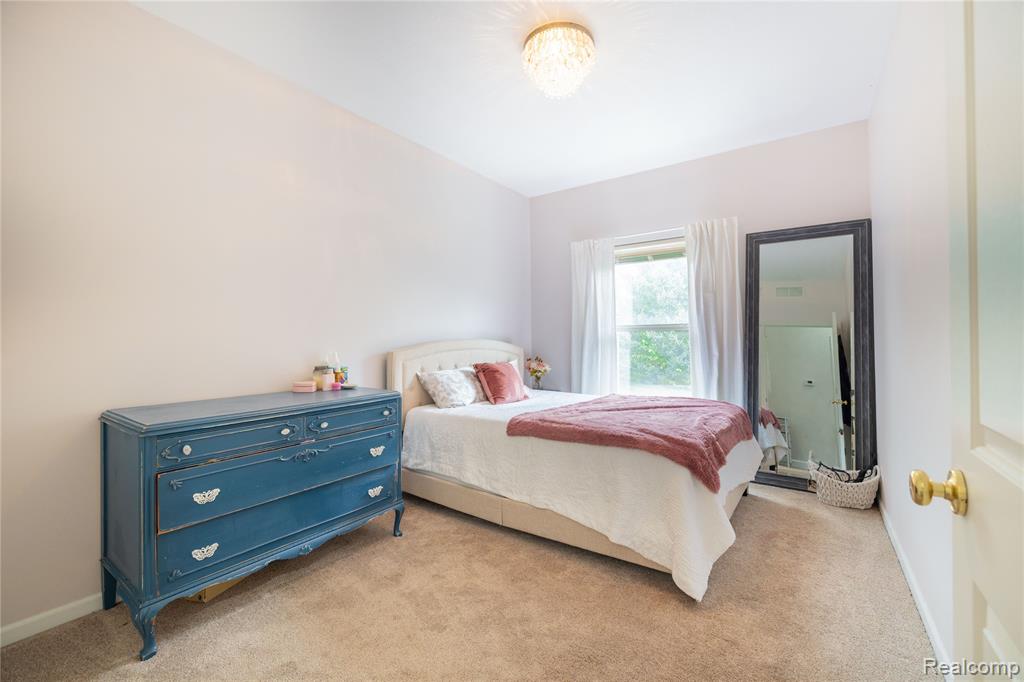 5300 Torrington Drive, 4, Monroe, MI 48161 — Photo 7