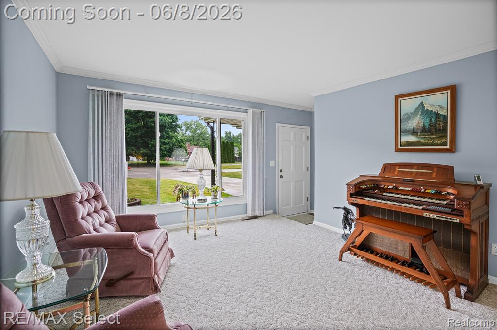 1333 Hidden Oaks Court, Flint, MI 48507 — Photo 11