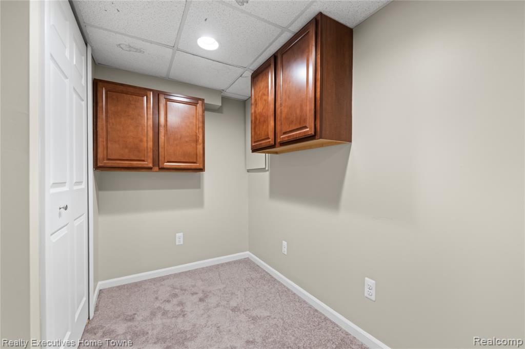 45709 Kensington, Utica, MI 48317 — Photo 18