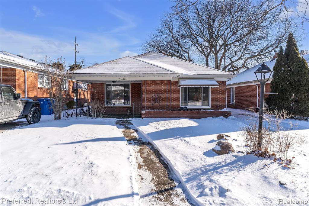7302 Nightingale Street, Dearborn Heights, MI 48127 — front exterior