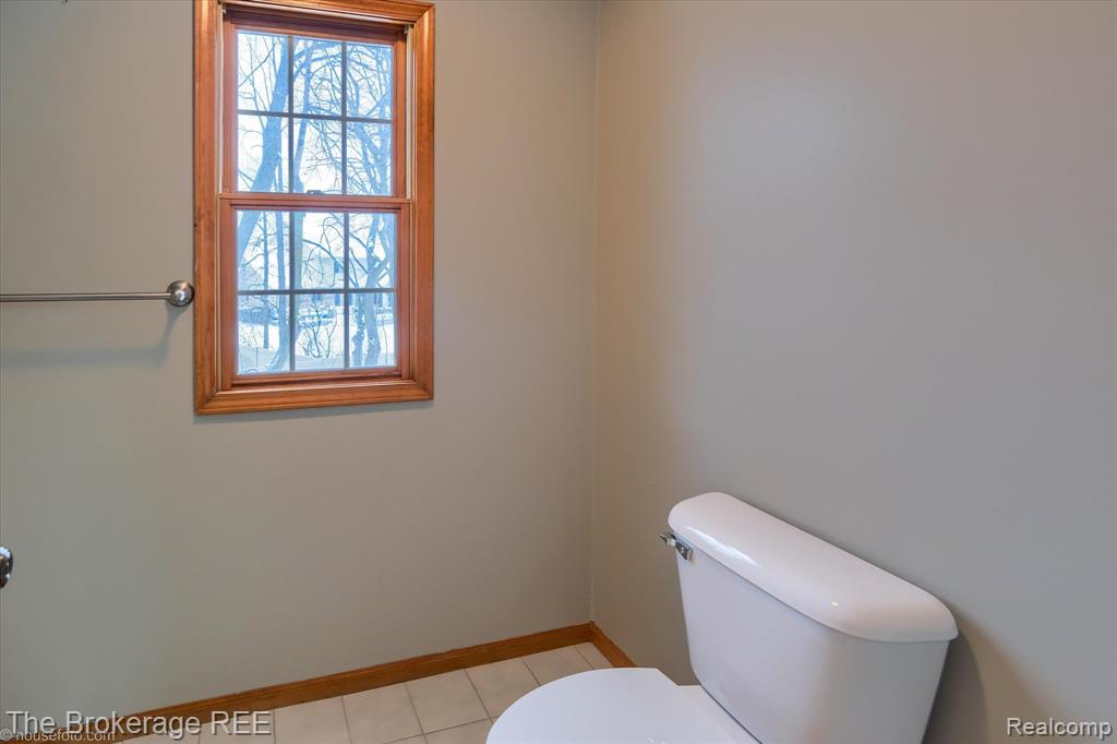 5475 Woodfield Parkway, Grand Blanc, MI 48439 — Photo 66