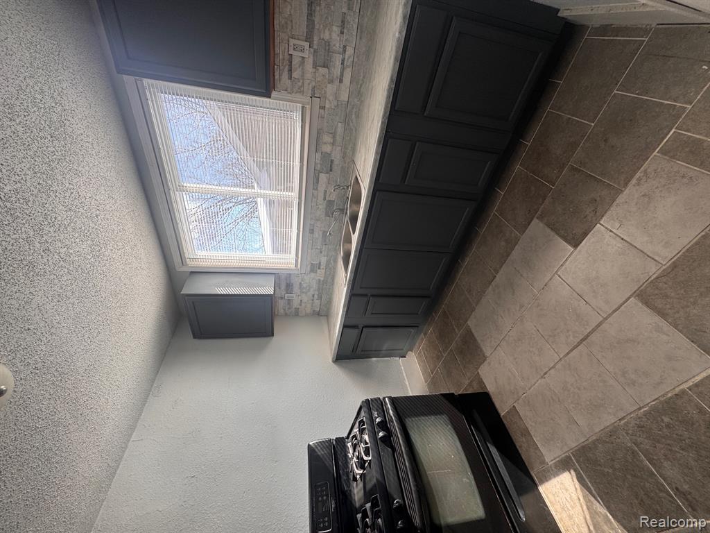 5104 Haverhill Street, Detroit, MI 48224 — Photo 7