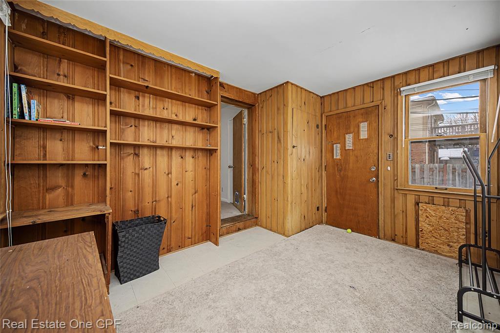 506 W 12 Mile Road, Royal Oak, MI 48073 — Photo 19