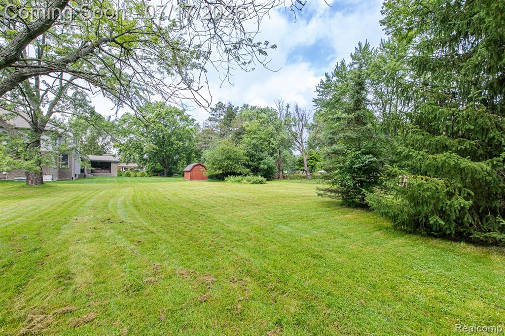 5511 Wright Drive, Troy, MI 48098 — Photo 40