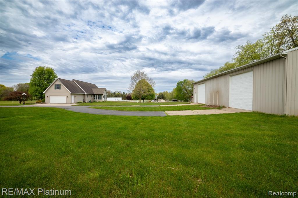 12987 Holtforth Road, Fenton, MI 48430 — Photo 39