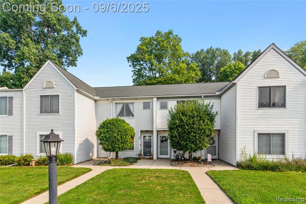 48 Rosebud Lane, Mount Clemens, MI 48043 — front exterior