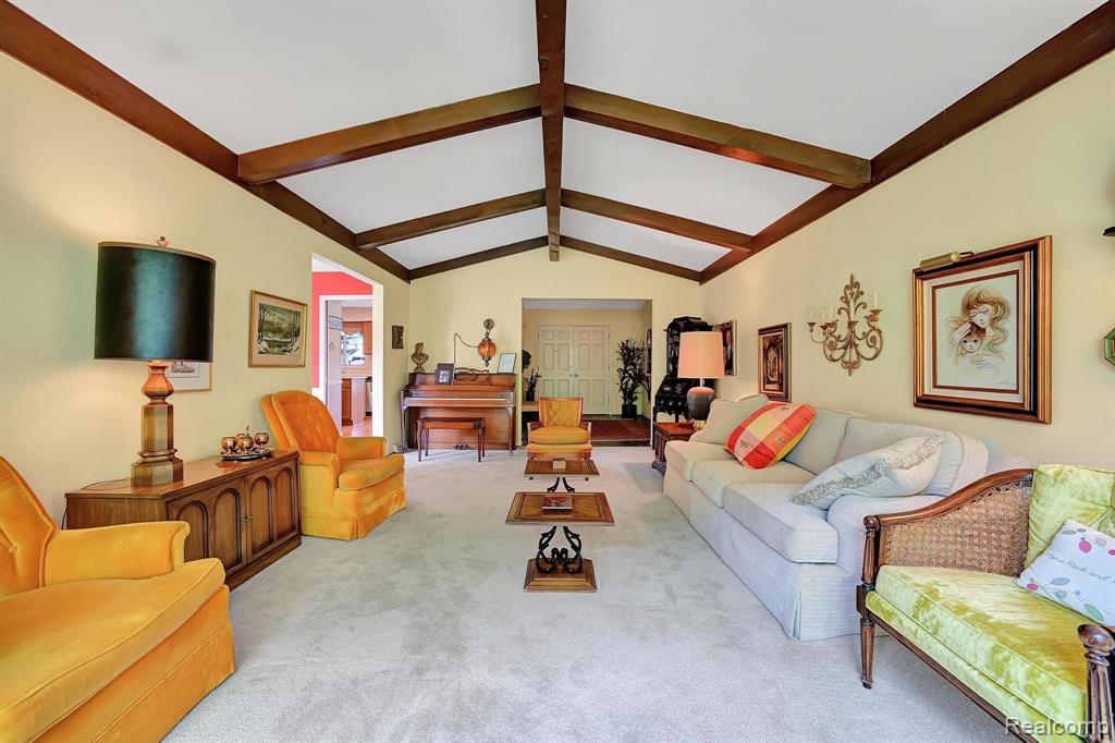 530 WHITEHALL Road, Bloomfield Hills, MI 48304 — Photo 18