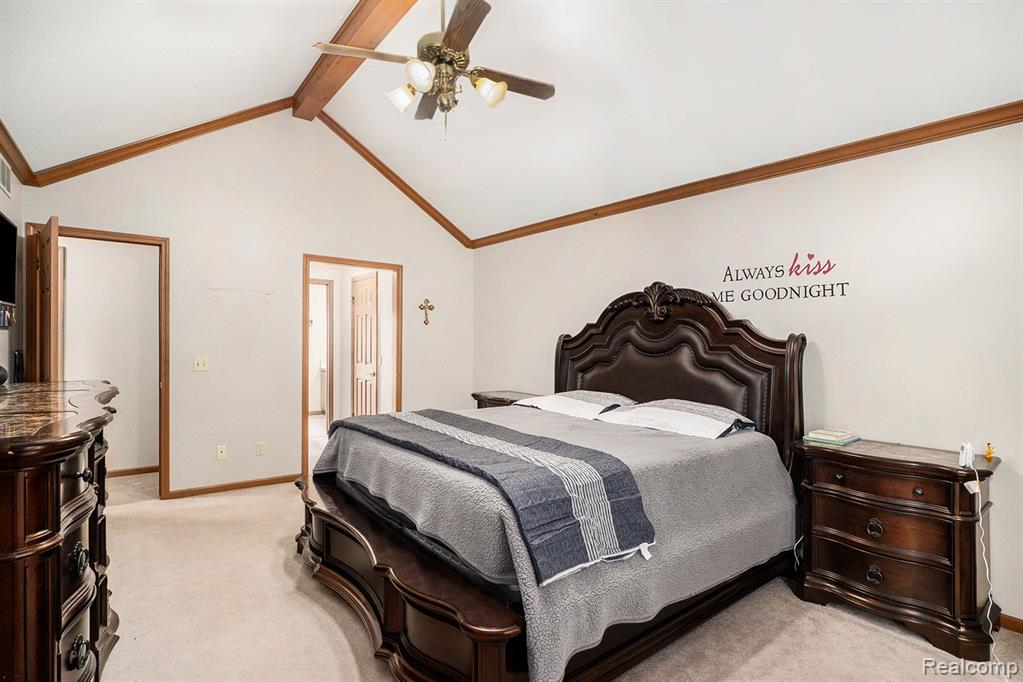 6084 Chatham Court, Grand Blanc, MI 48439 — Photo 21