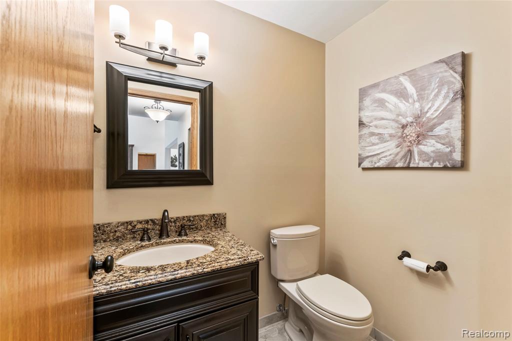 6541 E Ridge Court, Brighton, MI 48116 — Photo 28