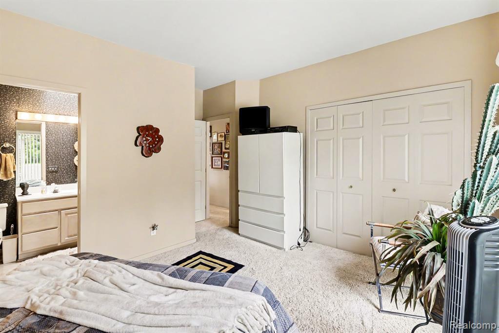 18501 Taylor Lake Road, Holly, MI 48442 — Photo 21