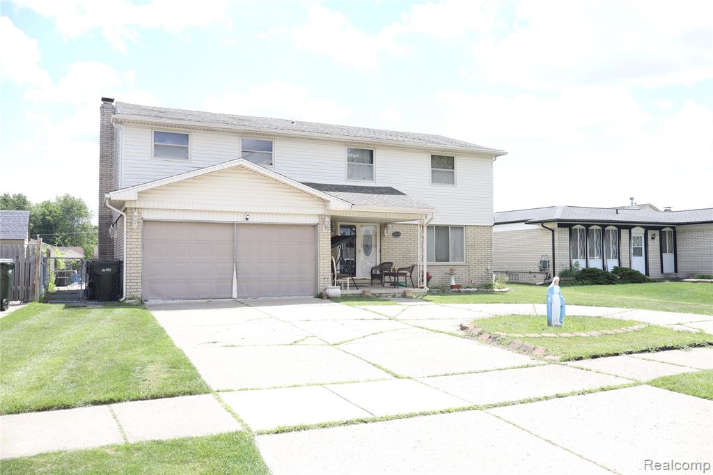 39552 Forbes Drive, Sterling Heights, MI 48310 — Photo 3