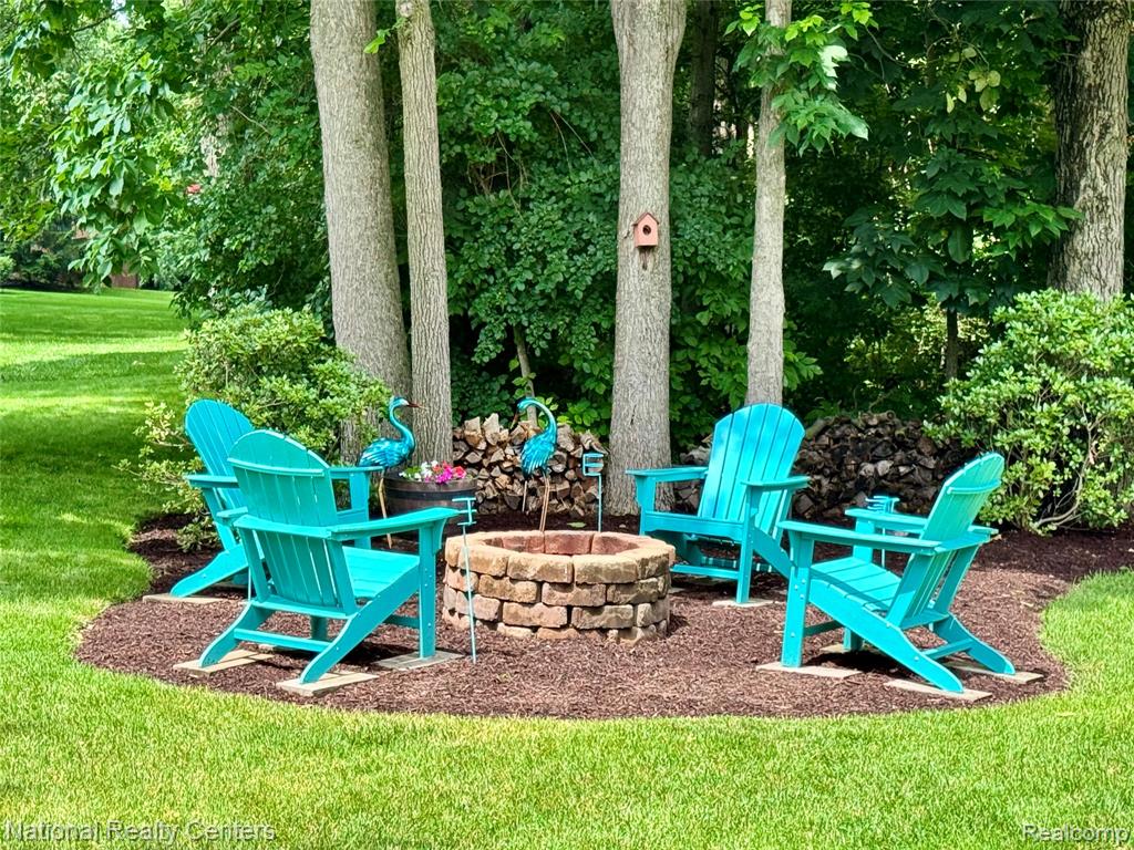4577 Darlene Drive, Commerce Twp, MI 48382 — Photo 6