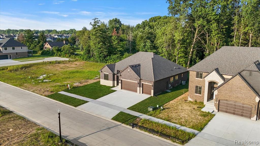 50798 Mistwood Drive, Macomb, MI 48042 — Photo 59