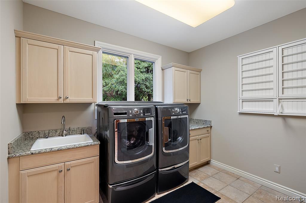 4688 Fawn Hill Court, Rochester, MI 48306 — Photo 57