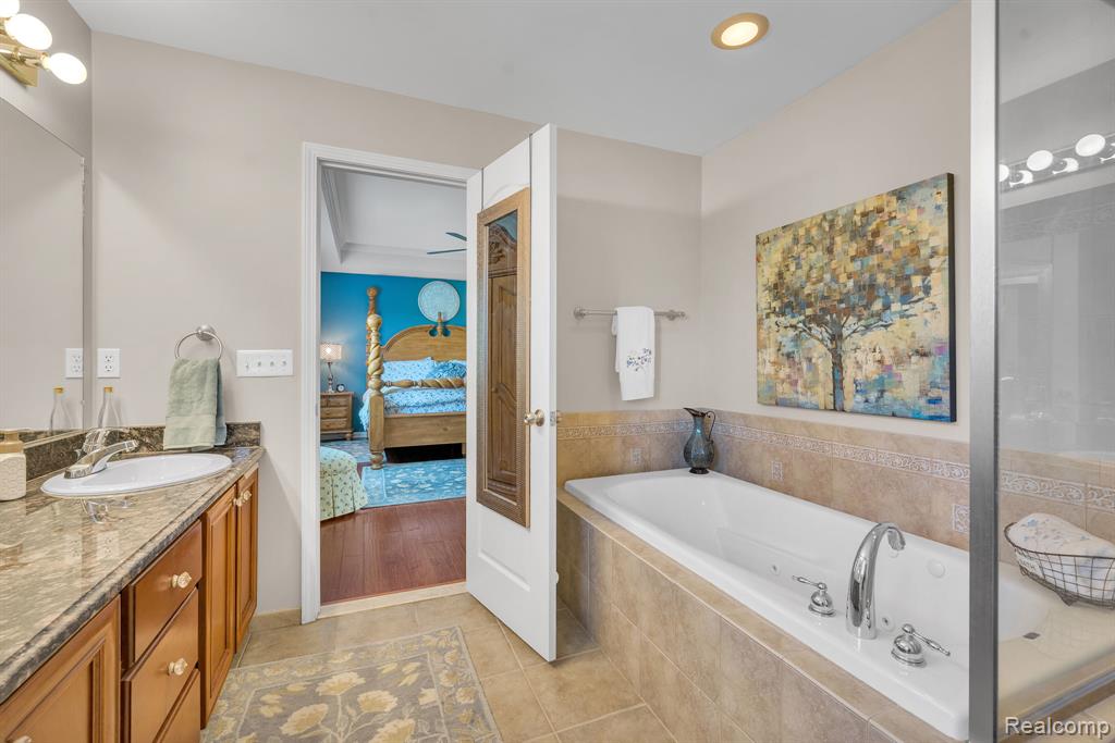 55477 Snead Drive, Macomb, MI 48042 — Photo 41