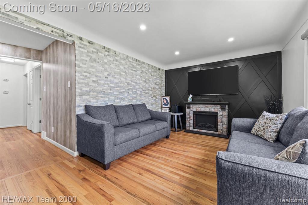 6640 Norborne Avenue, Dearborn Heights, MI 48127 — Photo 4