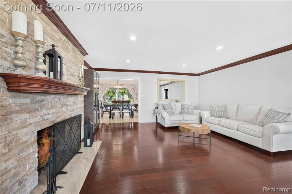 23750 E River Road, Grosse Ile, MI 48138 — Photo 7