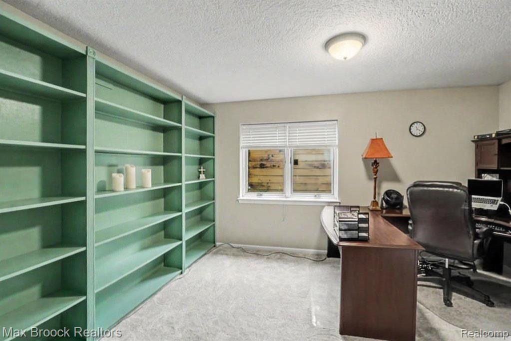 6510 Scenic Pines Court, Clarkston, MI — Photo 13