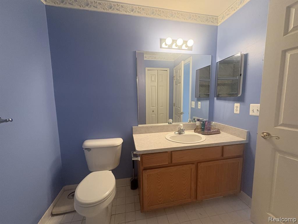 14033 Watersway Drive, Gibraltar, MI — Photo 20