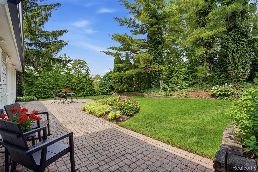 612 Brookside Avenue, Birmingham, MI 48009 — Photo 8