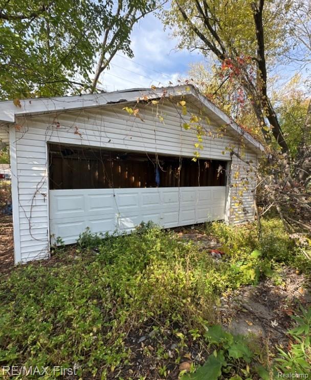 17363 Heyden Street - Photo 4