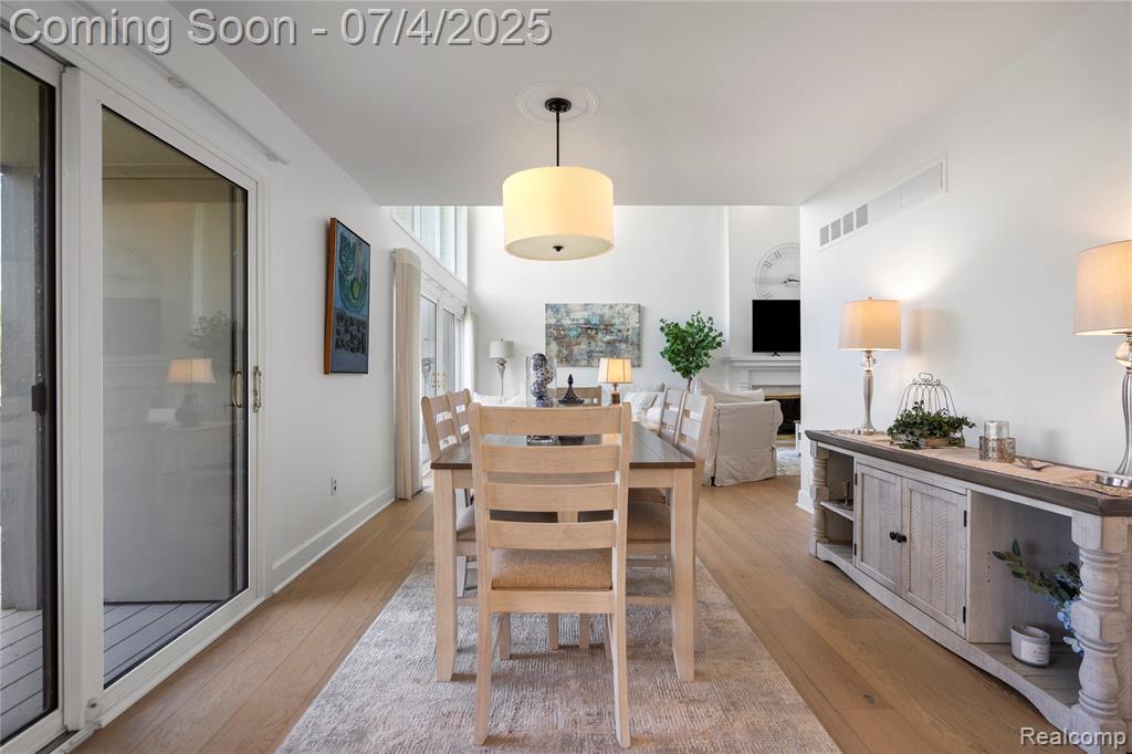 938 Brookwood Lane E, Rochester, MI 48309 — Photo 9