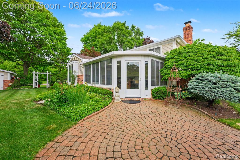5997 Marble Drive, Troy, MI 48085 — Photo 25