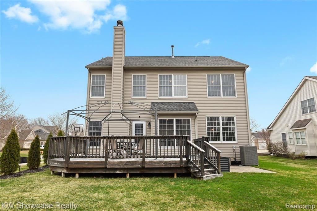 1042 POLO Drive, South Lyon, MI 48178 — Photo 28