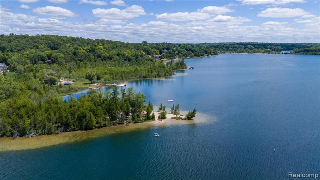 6885 DEERHILL Drive, Clarkston, MI — Photo 66