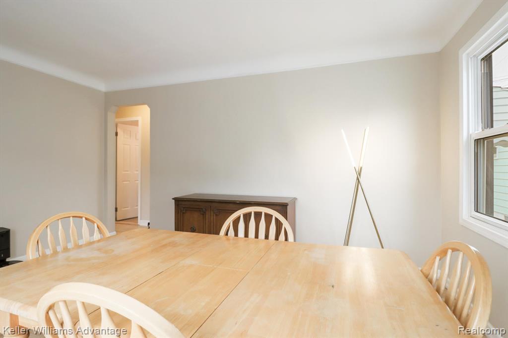 434 E WOODWARD HEIGHTS Boulevard, Hazel Park, MI 48030 — Photo 9