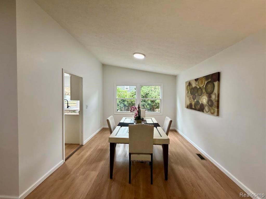 4973 Danbury Drive, Troy, MI 48085 — Photo 27