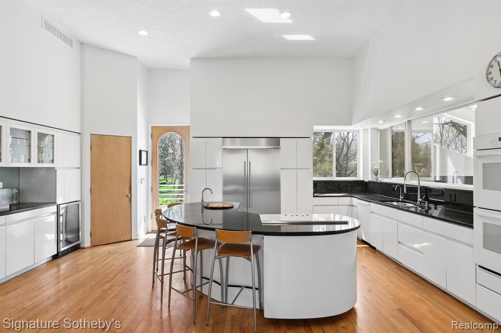 7350 Mountridge Drive, Clarkston, MI — Photo 11