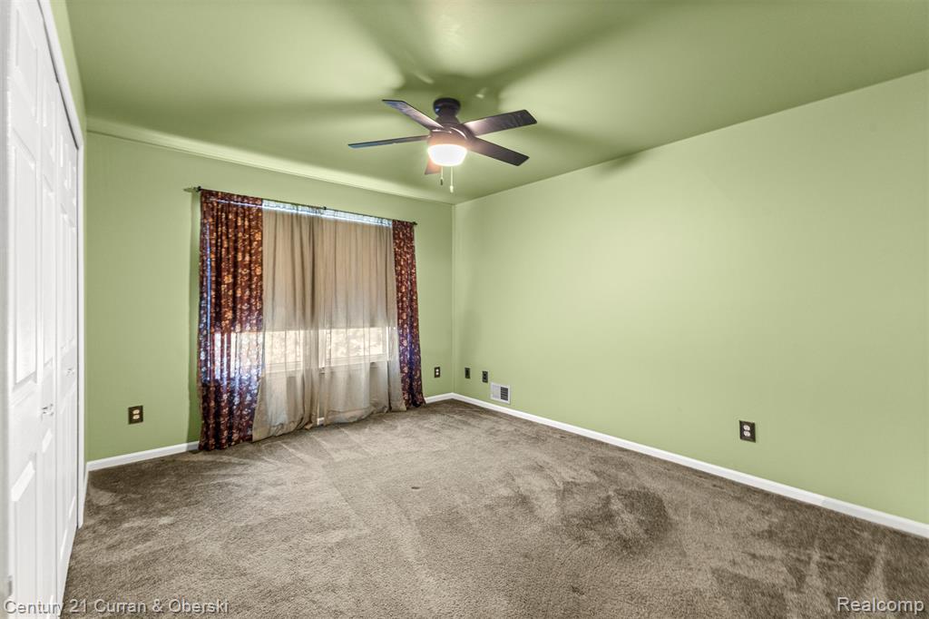 710 Saint Johns Blvd. Saint Johns Boulevard, Lincoln Park, MI 48146 — Photo 27