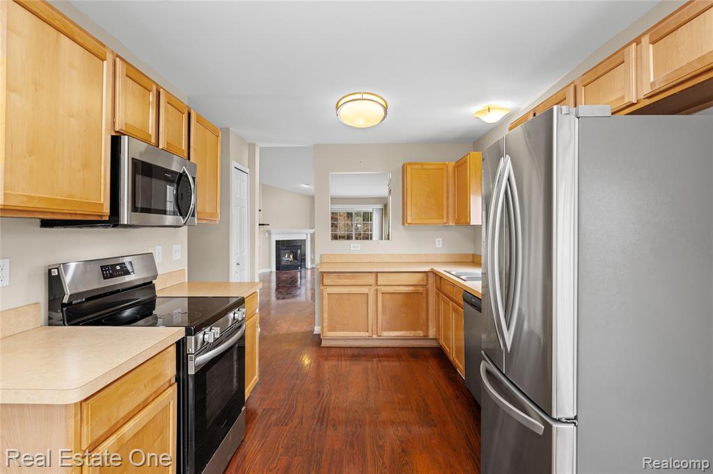 2283 Crystal Crossing Drive, Howell, MI 48843 — Photo 18