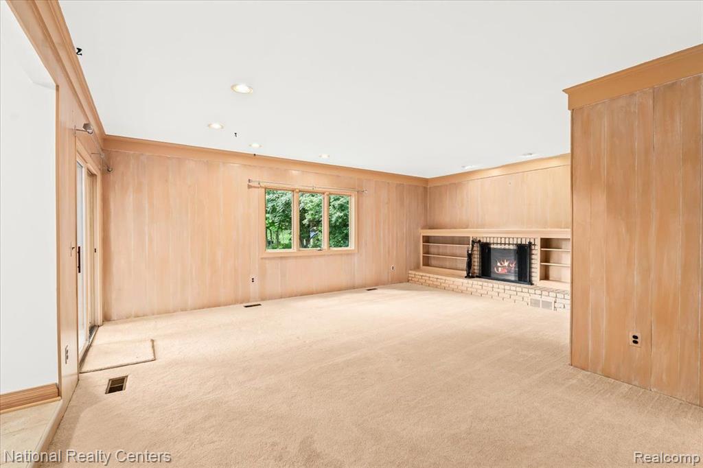 4258 WESTOVER Drive, West Bloomfield, MI 48323 — Photo 32